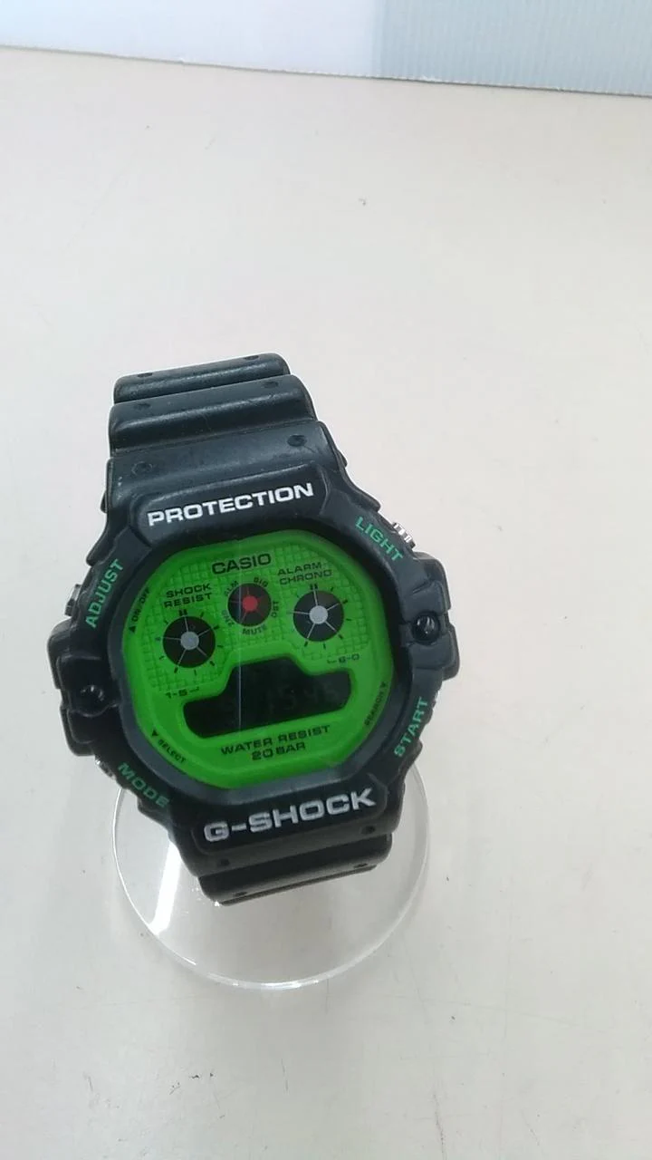 CASIO G-SHOCK DW-5900RS - Image 6