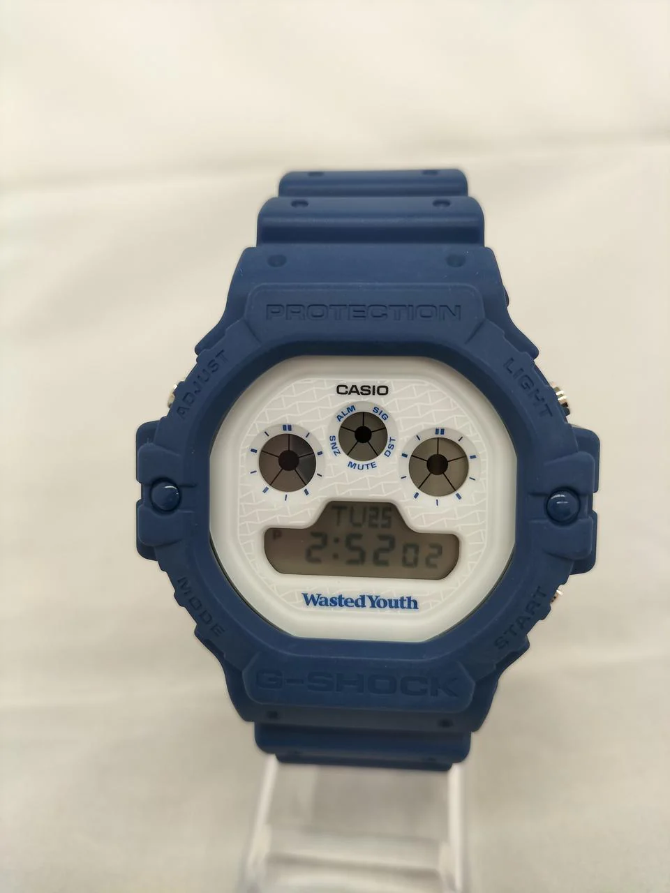 CASIO G-SHOCK DW-5900WY-2JR - Image 2