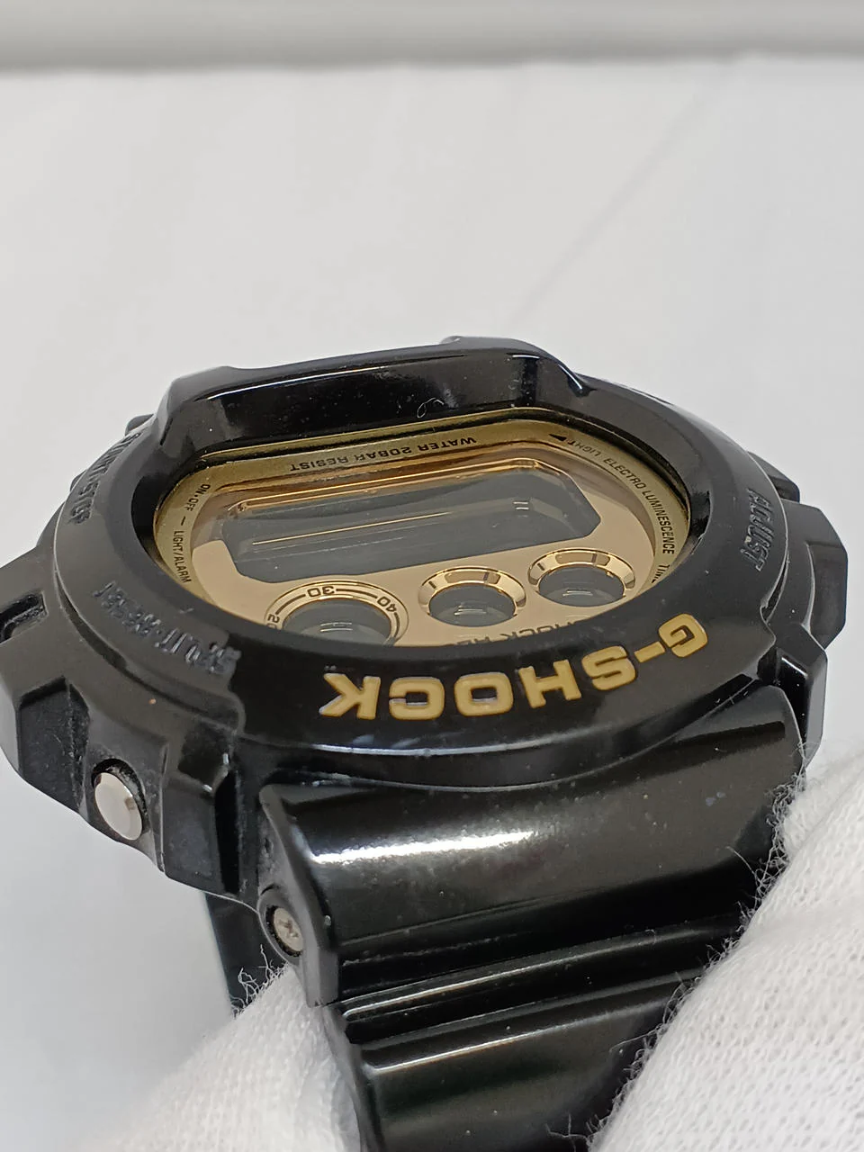 CASIO G-SHOCK DW-6900CB - Image 10