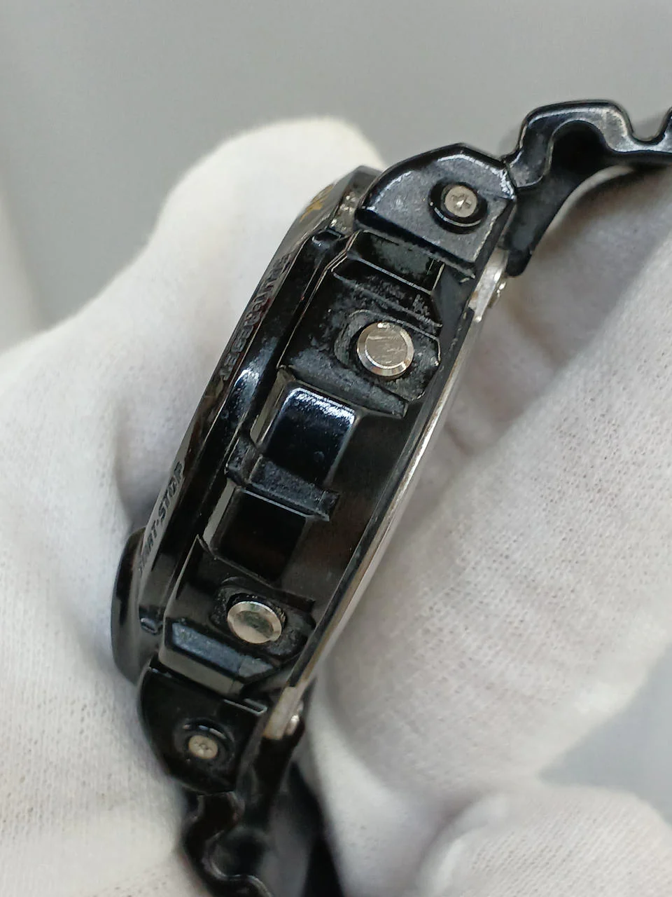 CASIO G-SHOCK DW-6900CB - Image 12