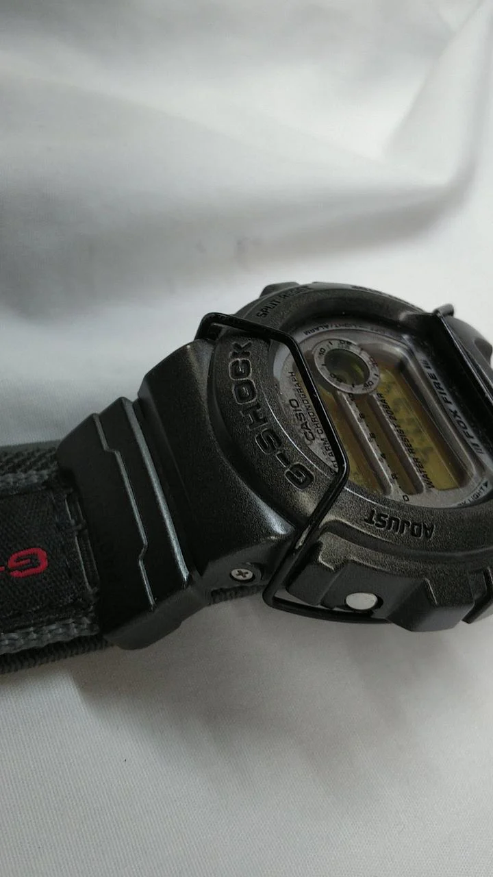 CASIO G-SHOCK DW-6900 - Image 5