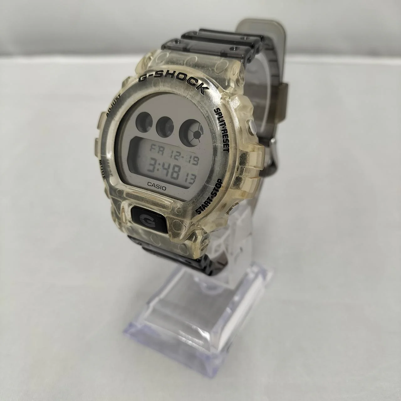 CASIO G-SHOCK DW-690SK