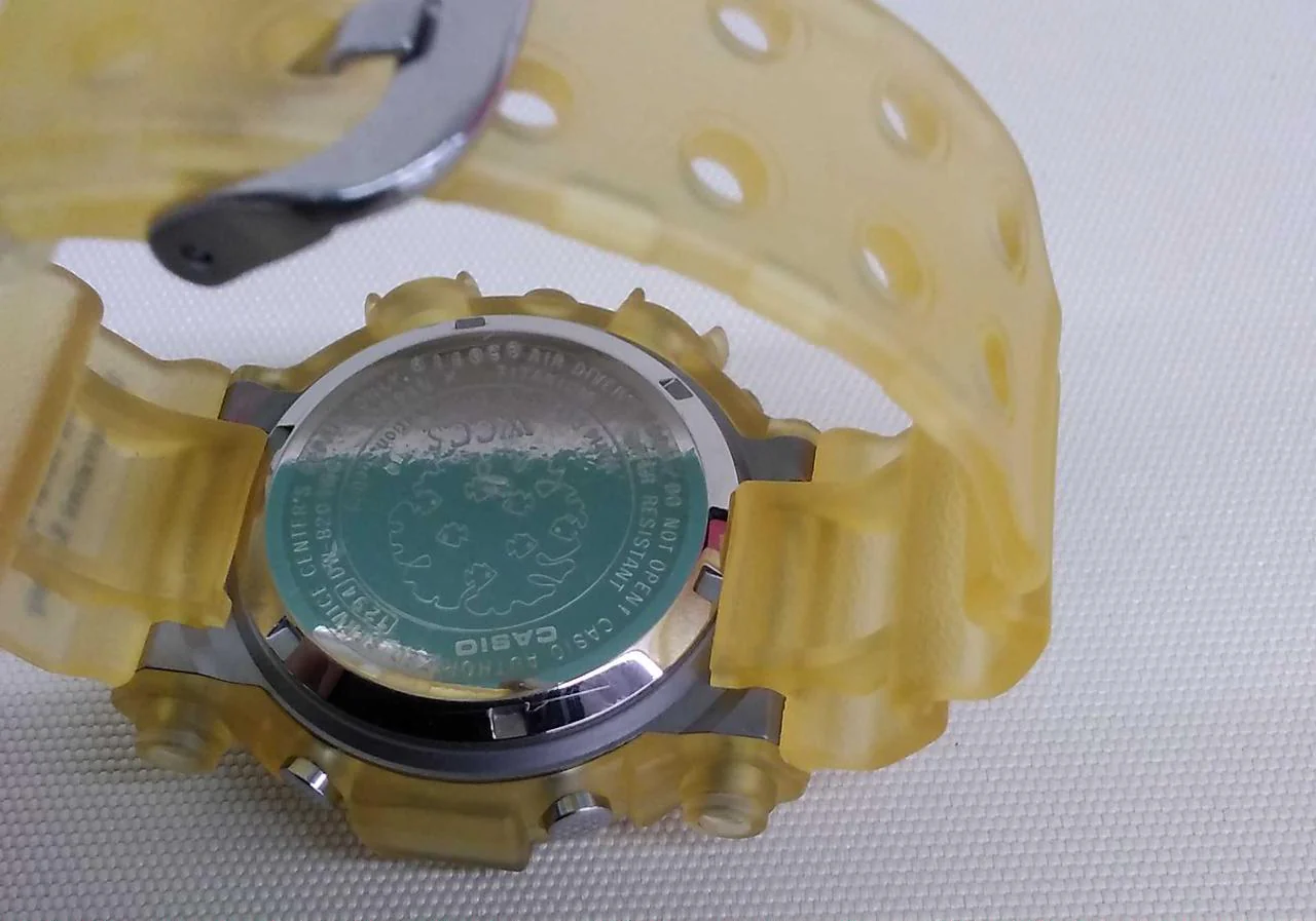 CASIO G-SHOCK DW-8201WC - Image 5