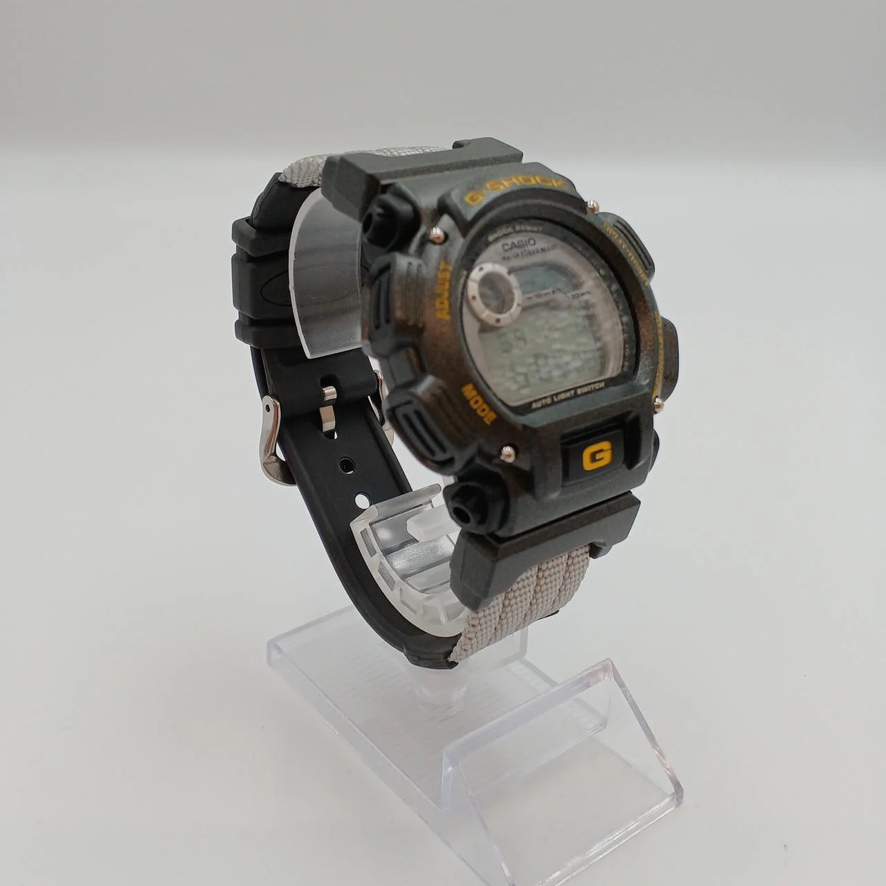CASIO G-SHOCK DW-900AS-8AT - Image 3
