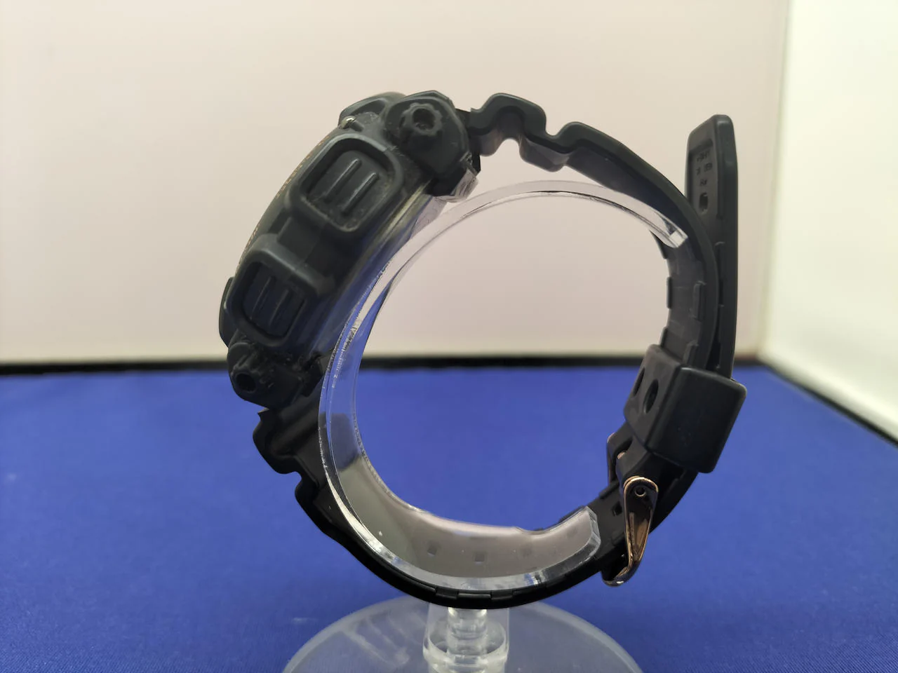 CASIO G-SHOCK DW-9052GBX - Image 2
