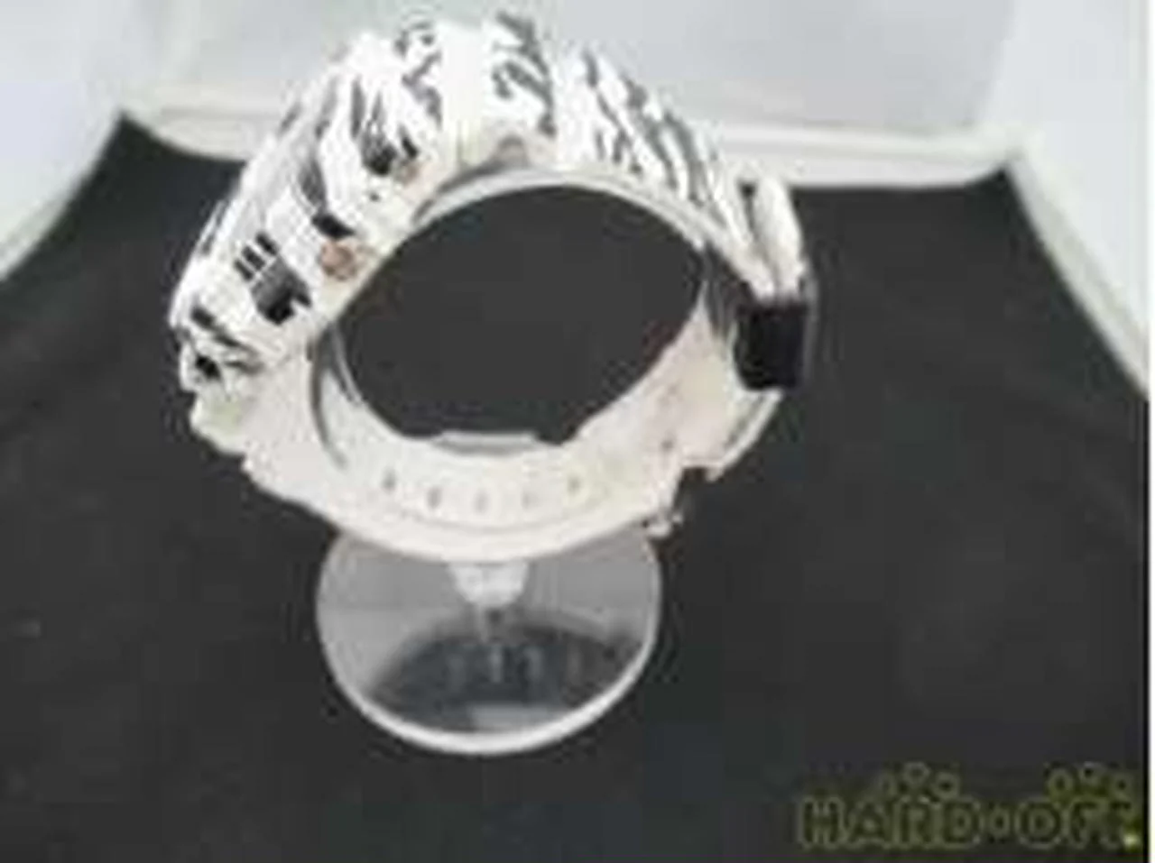 CASIO G-SHOCK DW-D5600BW - Image 3