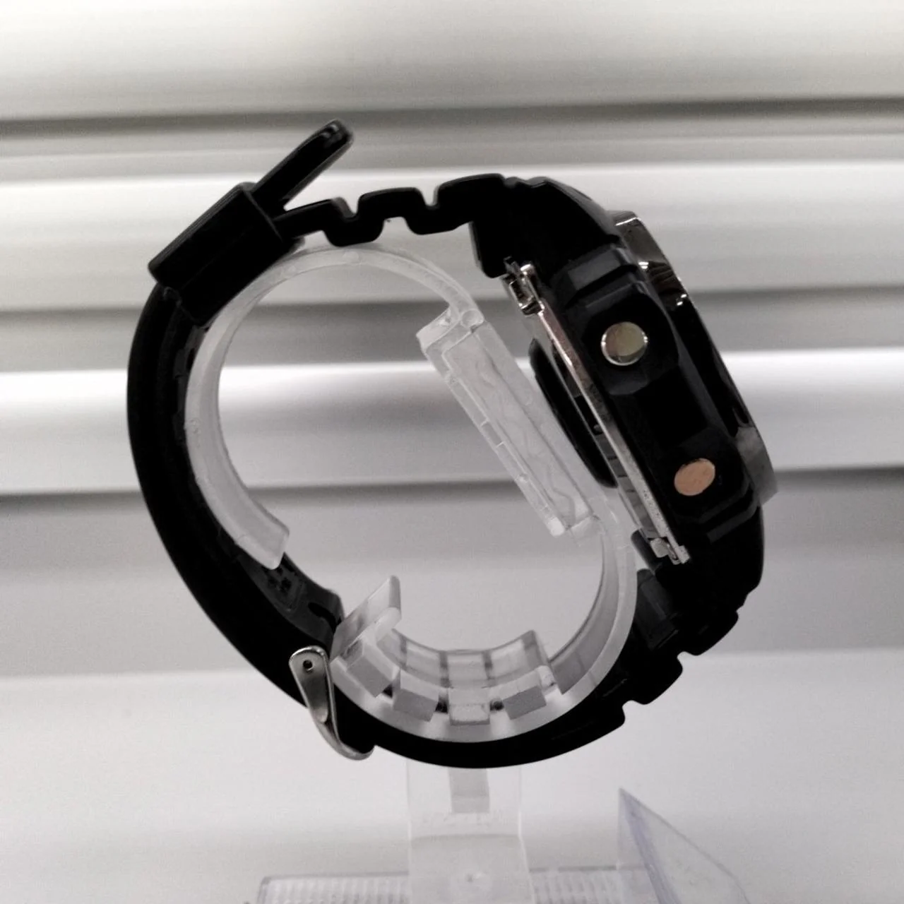CASIO G-SHOCK DW-H5600 - Image 4