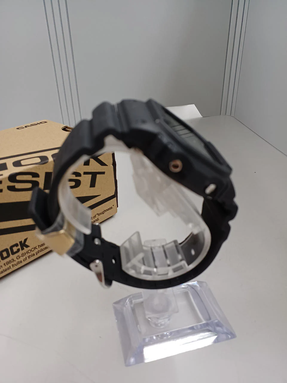 CASIO G-SHOCK DWE-5657RE-1 - Image 2