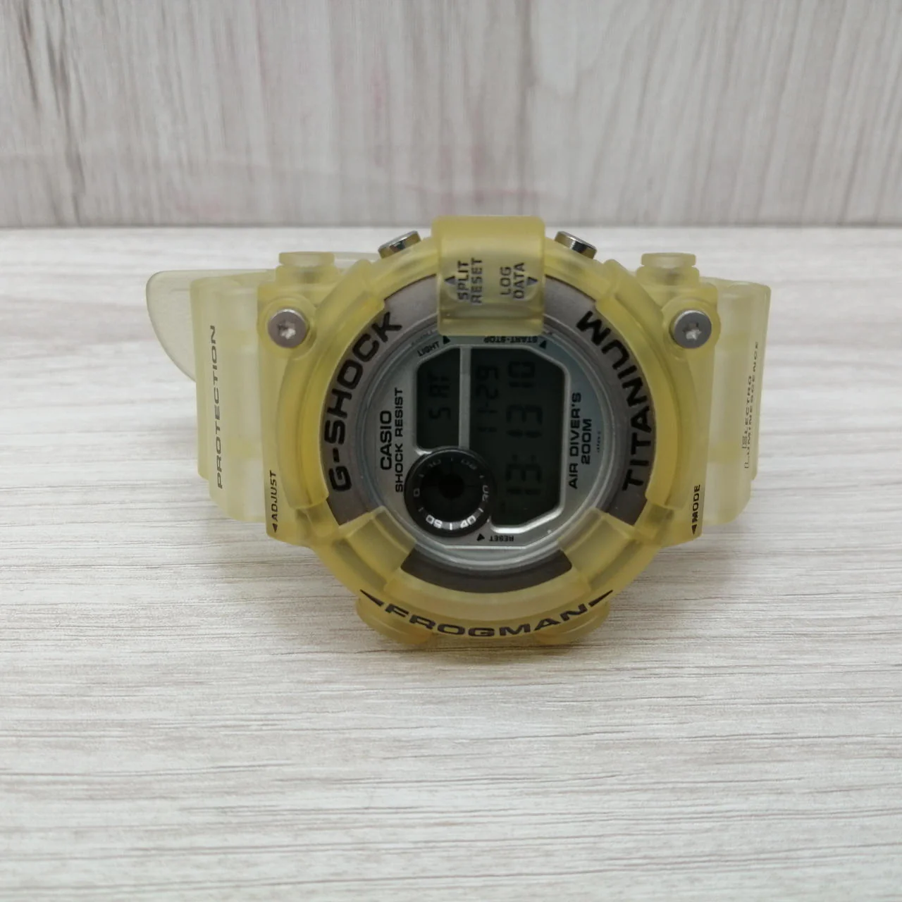 CASIO G-SHOCK FROGMAN DW-8200-7A - Image 5