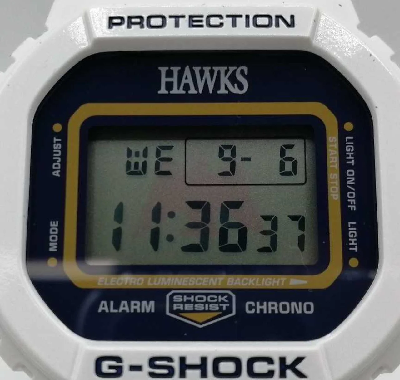 CASIO G-SHOCK Fukuoka SoftBank Hawks Collaboration G-SHOCK DW-5600VT - Image 2