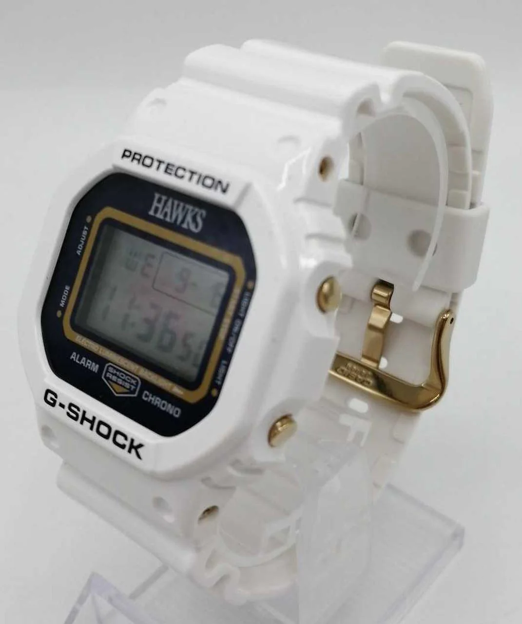 CASIO G-SHOCK Fukuoka SoftBank Hawks Collaboration G-SHOCK DW-5600VT - Image 3
