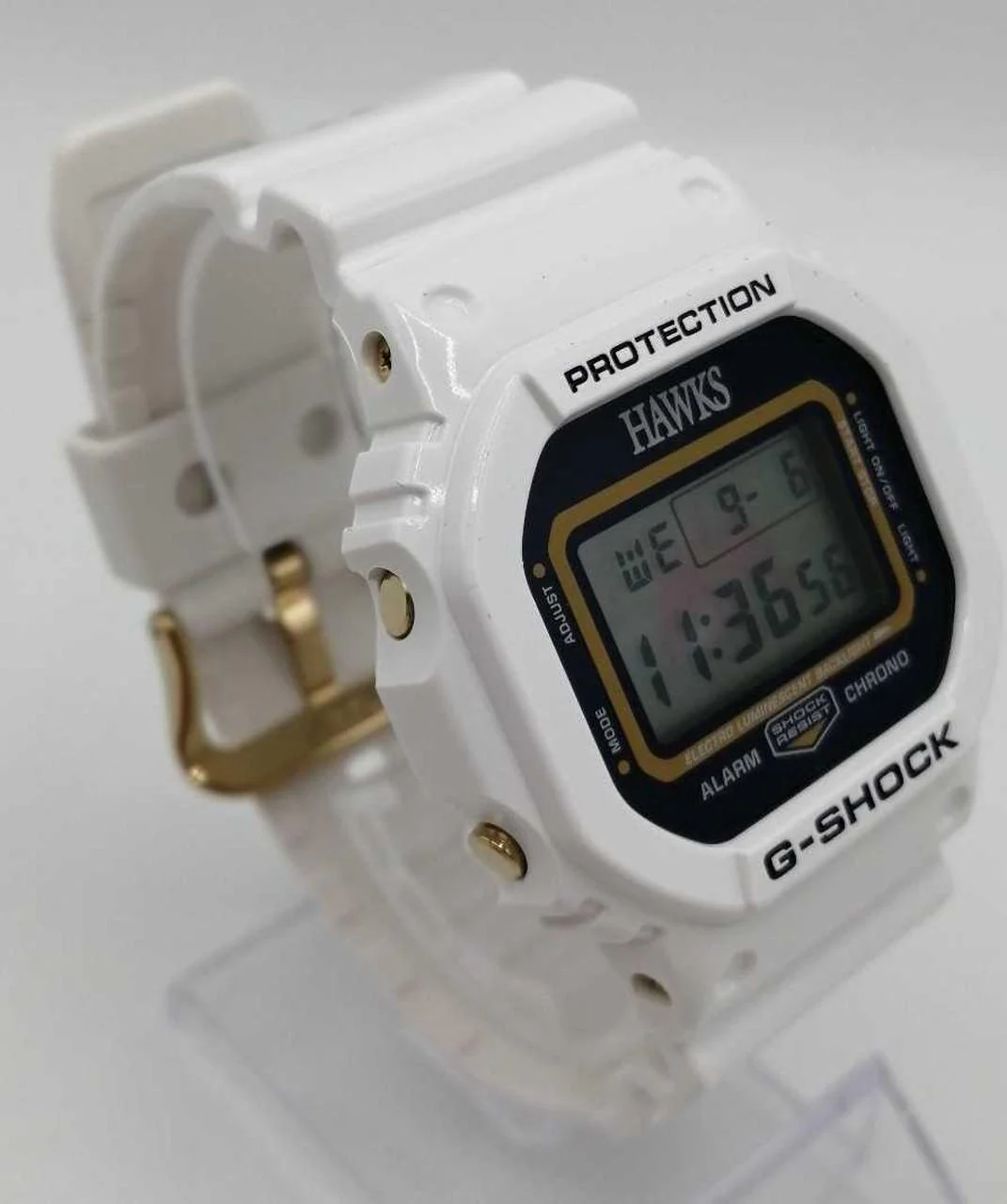 CASIO G-SHOCK Fukuoka SoftBank Hawks Collaboration G-SHOCK DW-5600VT - Image 4