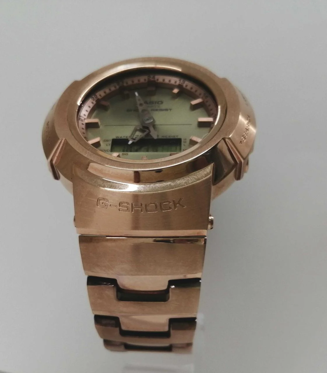 CASIO G-SHOCK Full Metal AWM-500GD-4ADR - Image 4