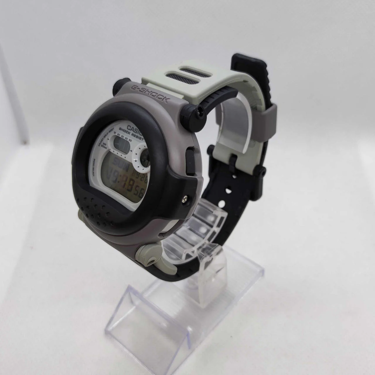 CASIO G-SHOCK G-001BE BEAMS Collaboration - Image 3