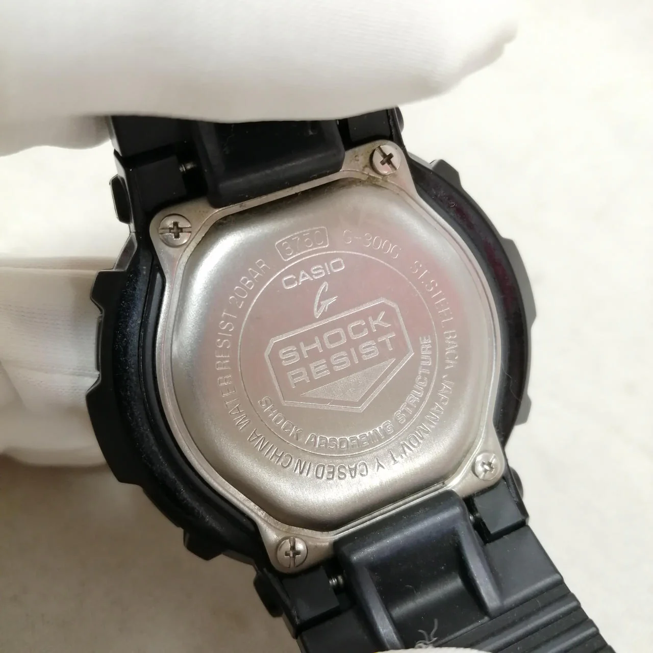 CASIO G-SHOCK G-300G Black x Gold - Image 8