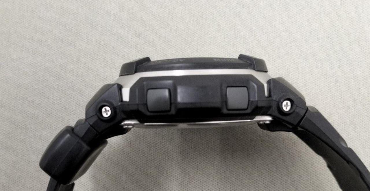 CASIO G-SHOCK G-300 - Image 4