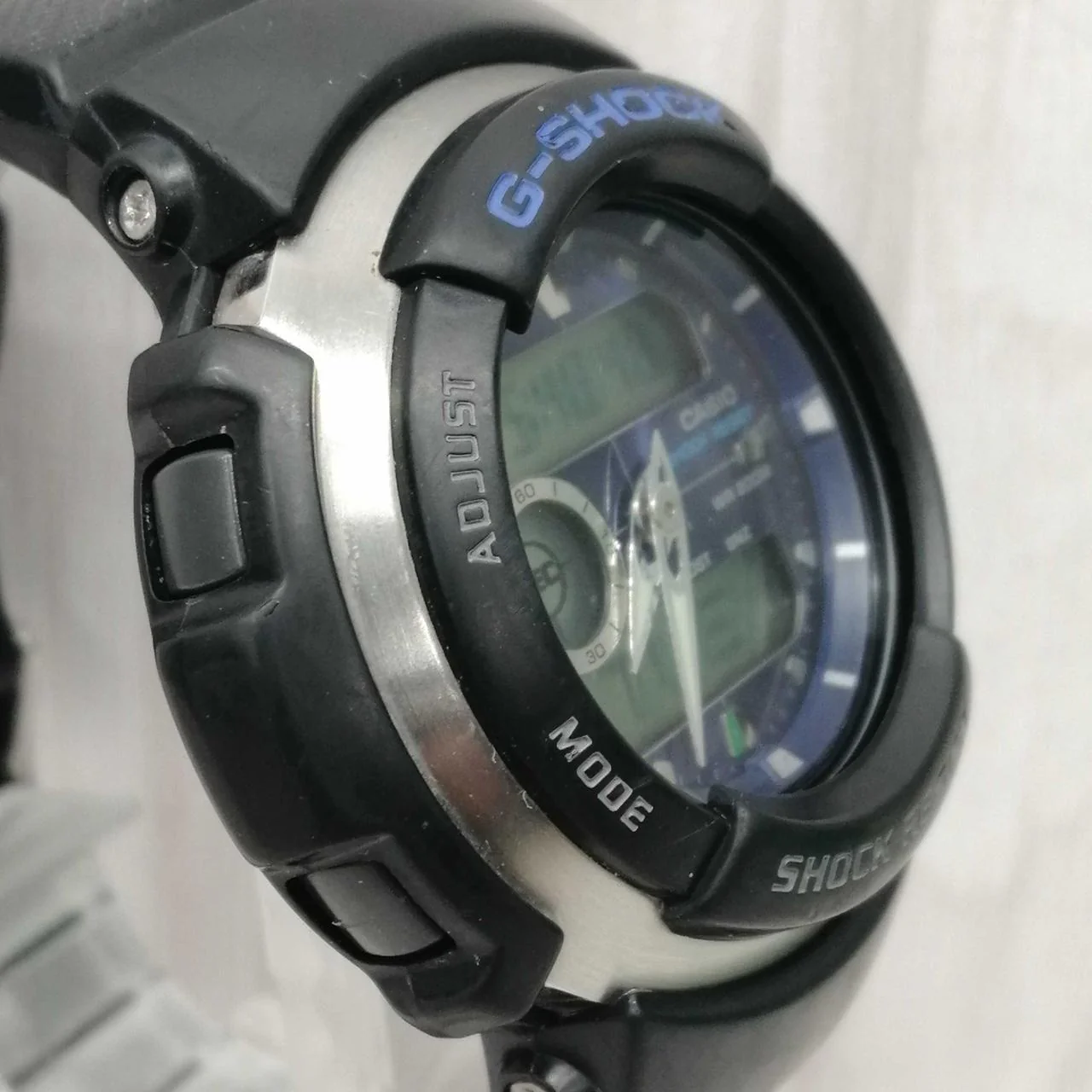 CASIO G-SHOCK G-300 - Image 6