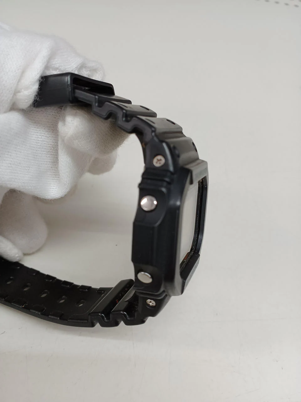 CASIO G-SHOCK G-5600UE - Image 9