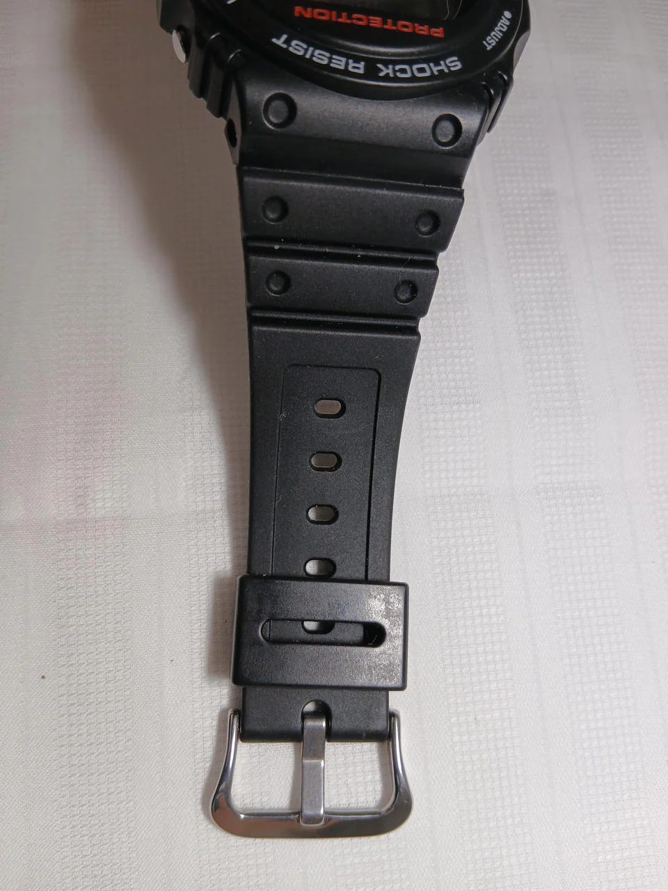 CASIO G-SHOCK G-5700 - Image 3
