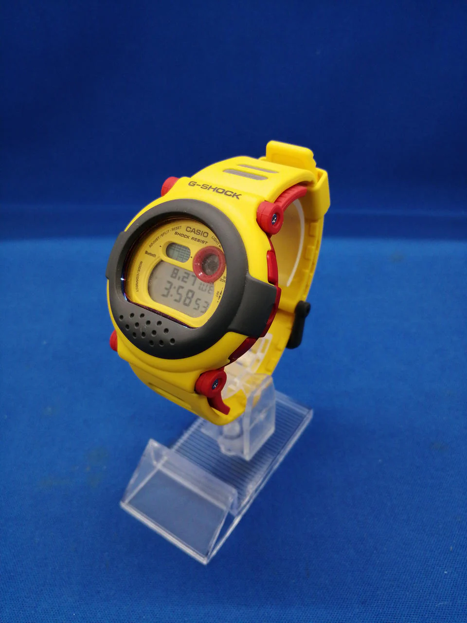 CASIO G-SHOCK G-B001 - Image 2