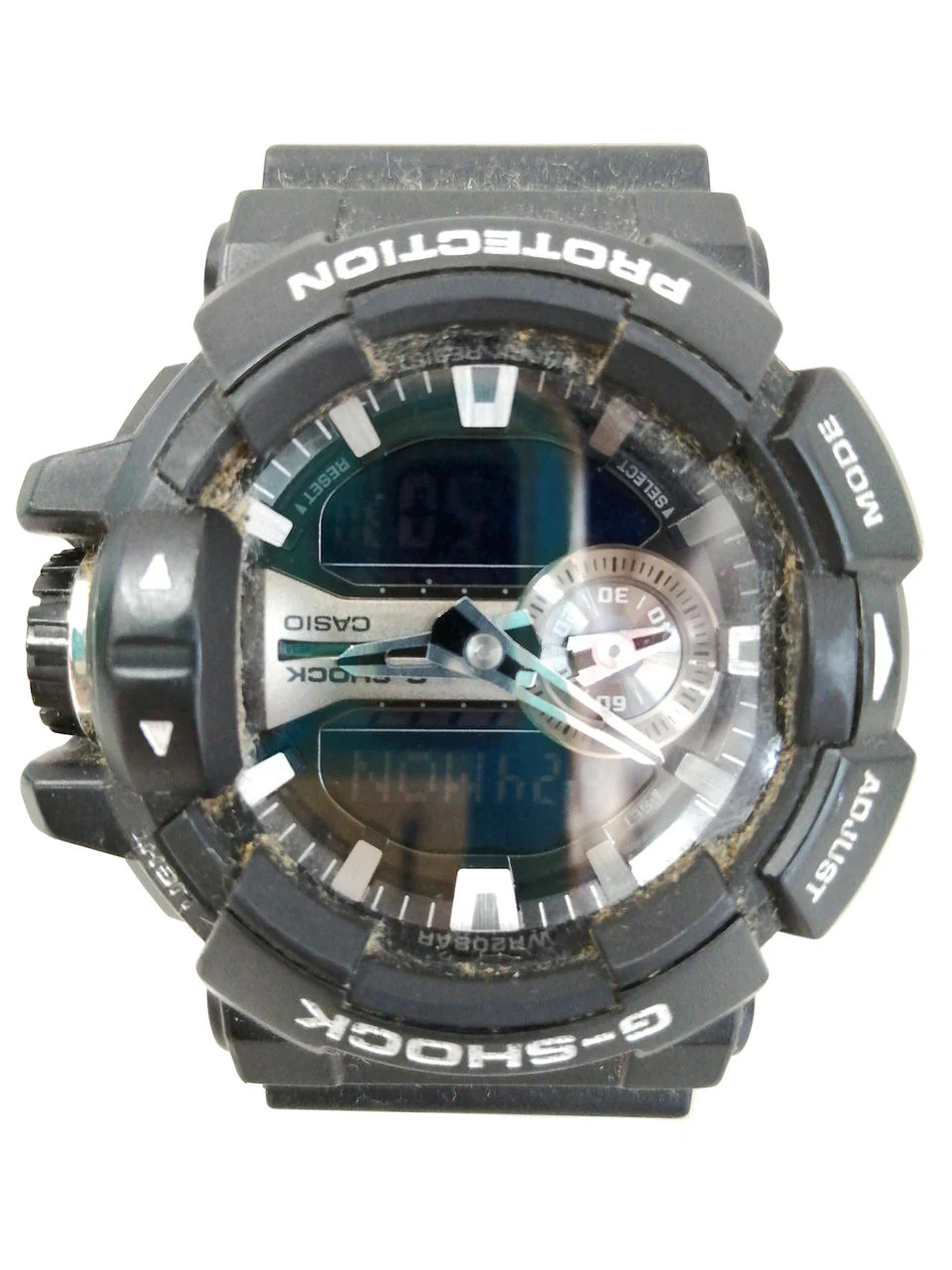 CASIO G-SHOCK GA-400GB considering condition