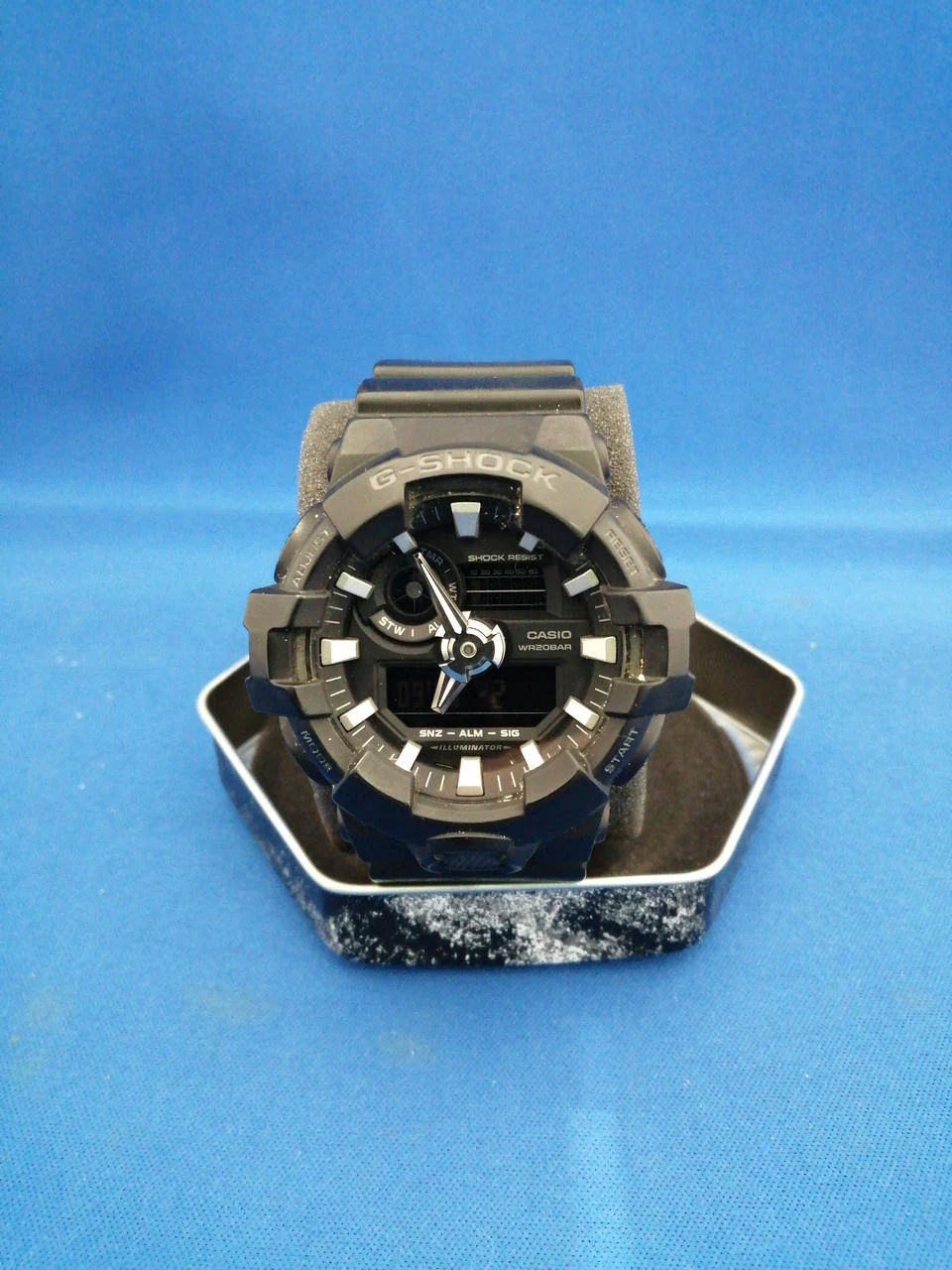 CASIO G-SHOCK GA-700 - Image 2