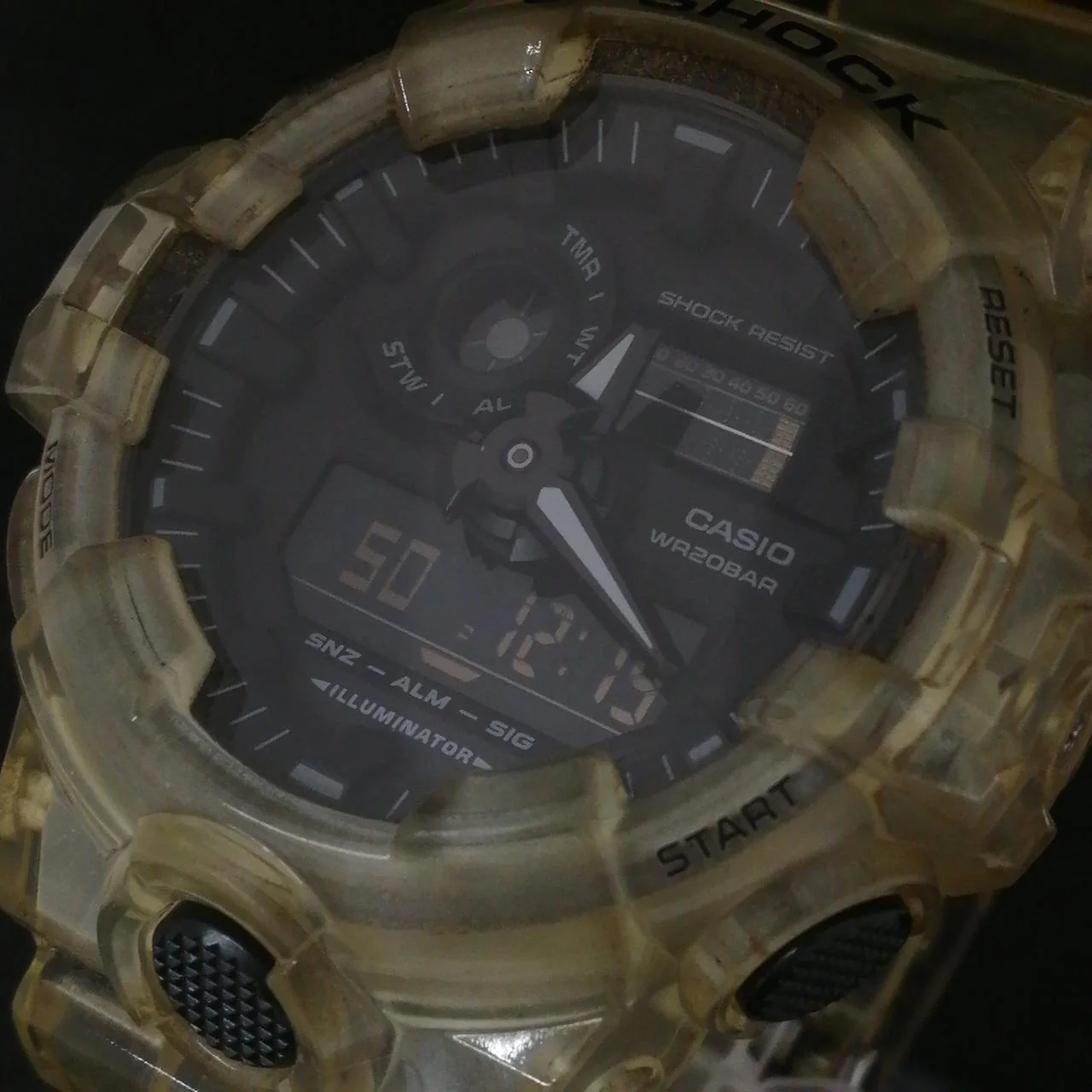 CASIO G-SHOCK GA-700SKE - Image 2