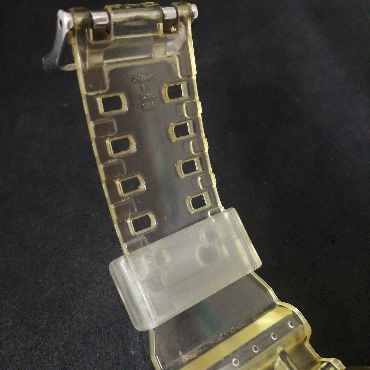 CASIO G-SHOCK GA-700SKE - Image 4