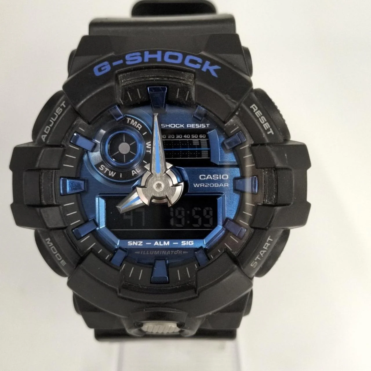 CASIO G-SHOCK GA-710 - Image 2