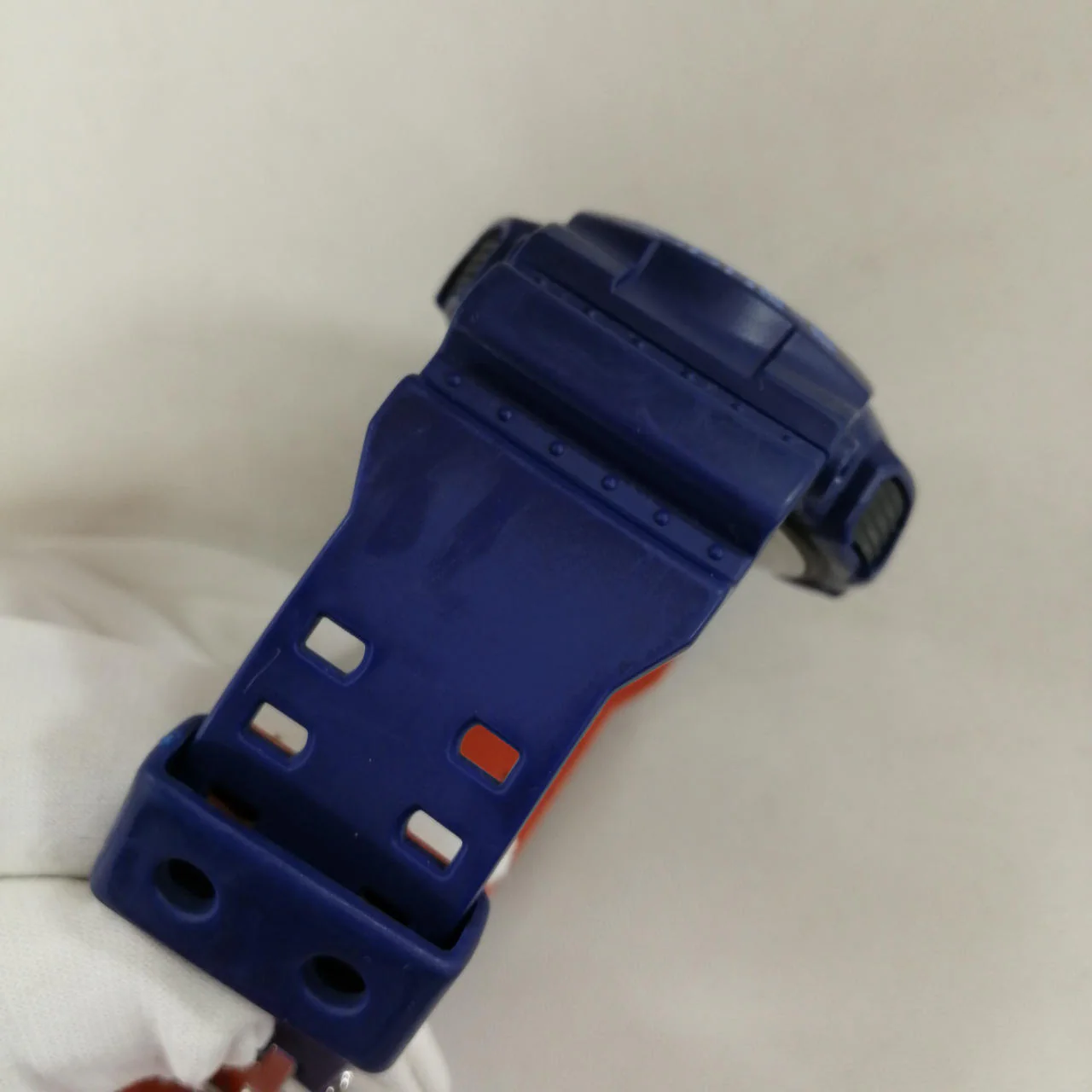 CASIO G-SHOCK GA100L-2A NVY×ORE with scratches - Image 10