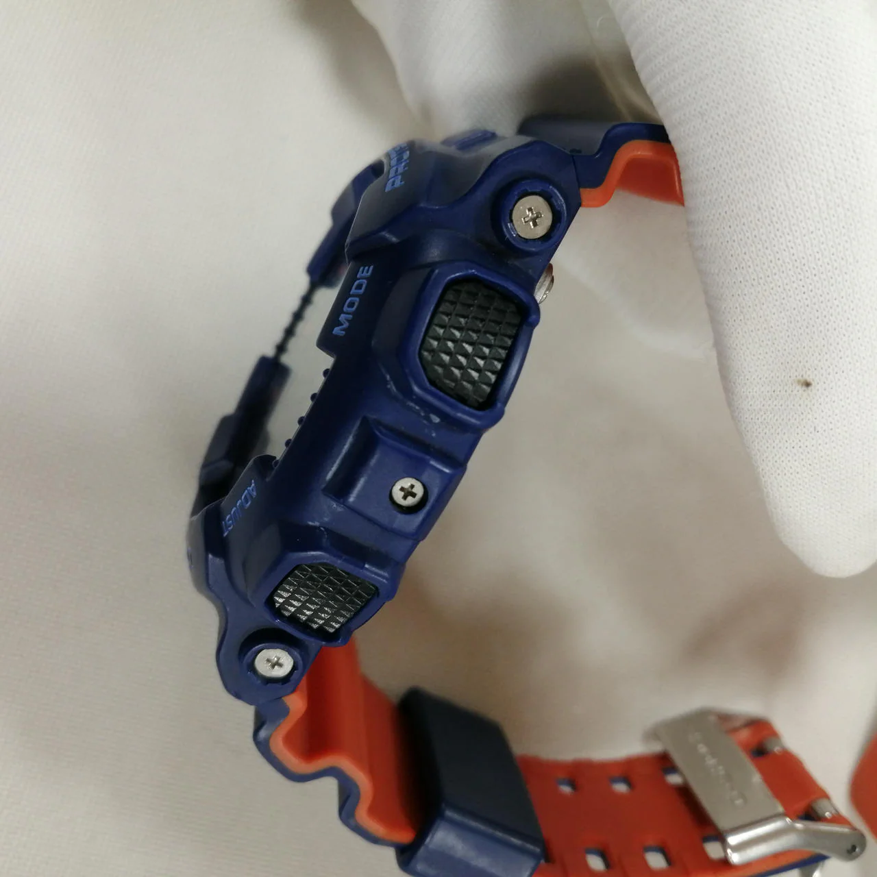 CASIO G-SHOCK GA100L-2A NVY×ORE with scratches - Image 14