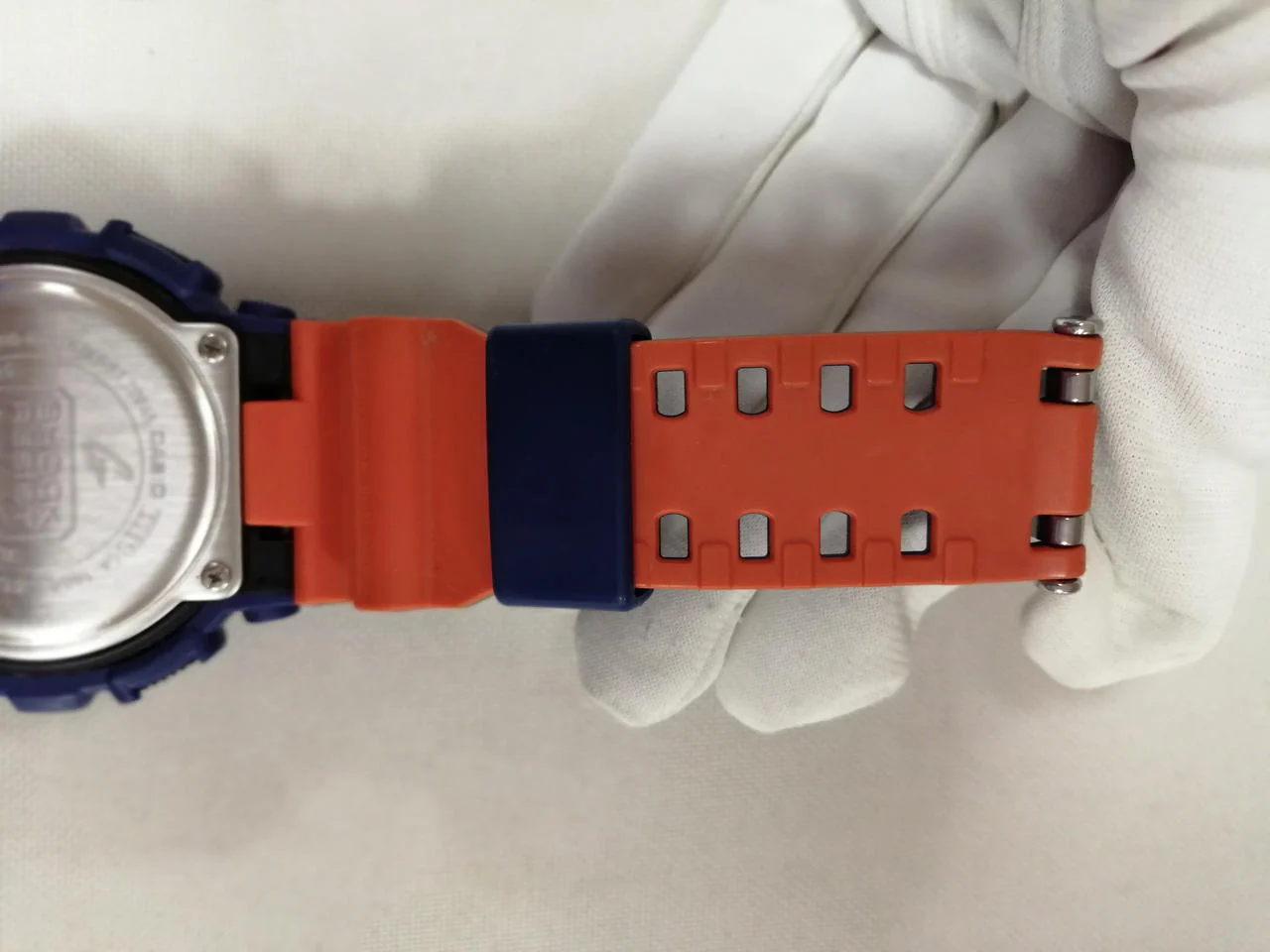 CASIO G-SHOCK GA100L-2A NVY×ORE with scratches - Image 8