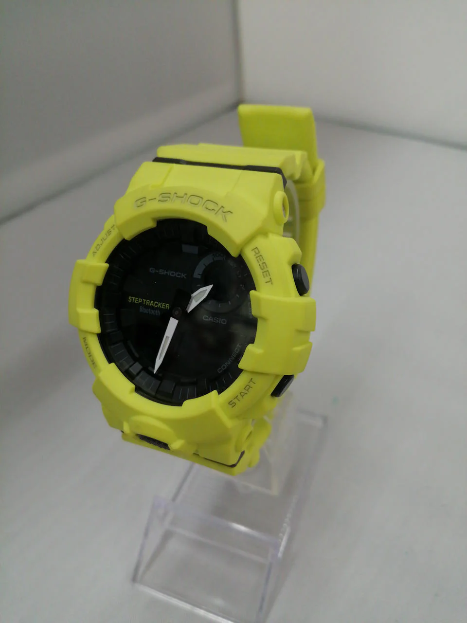 CASIO G-SHOCK GBA-800 Yellow