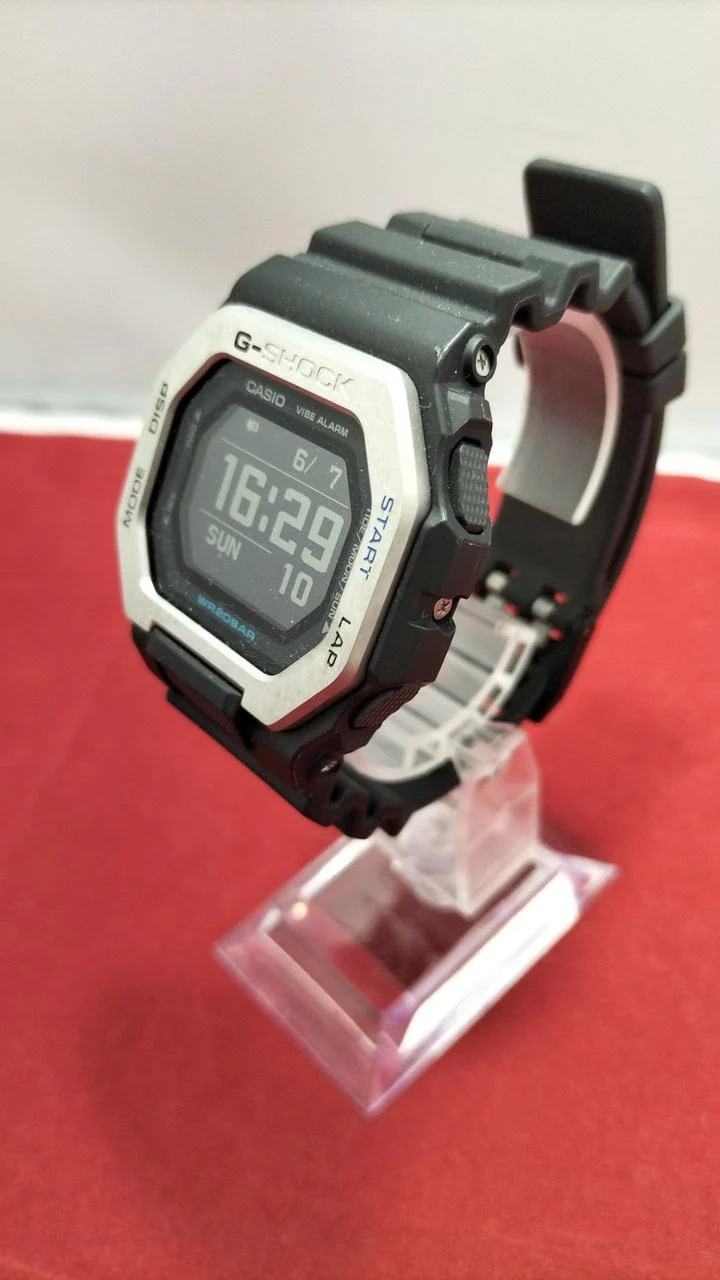 CASIO G-SHOCK GBX-100-1JF - Image 2