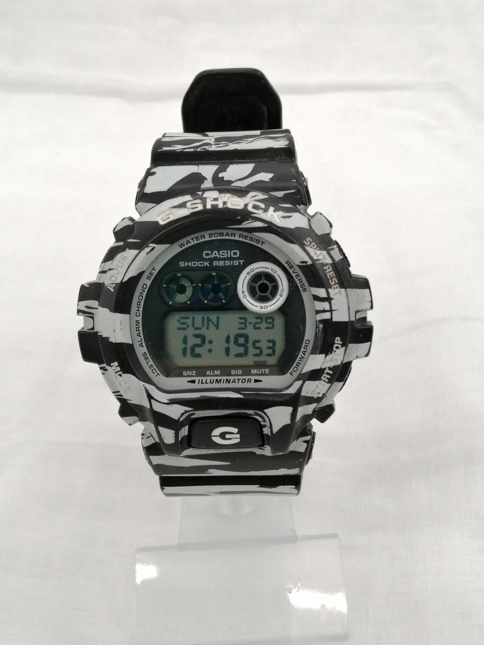 CASIO G-SHOCK GD-X6900BW