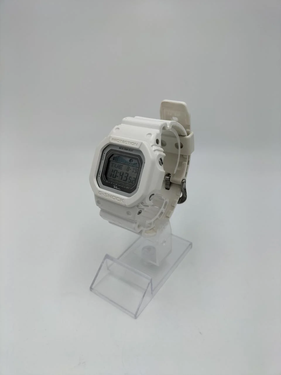 CASIO G-SHOCK GLX-5600 RON HERMAN - Image 2
