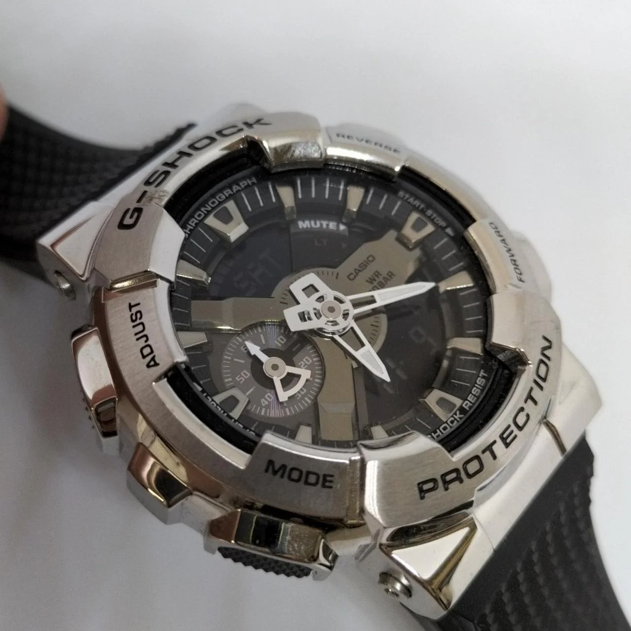 CASIO G-SHOCK GM-110G - Image 2