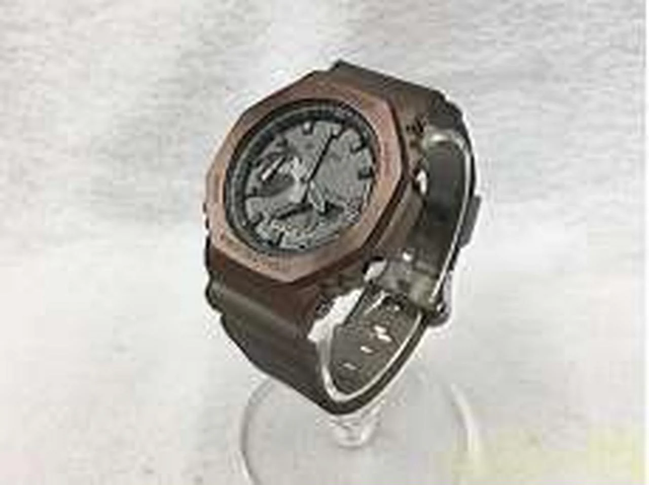 CASIO G-SHOCK GM-2100MF