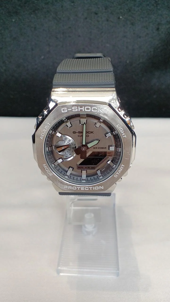 CASIO G-SHOCK GM-2100N