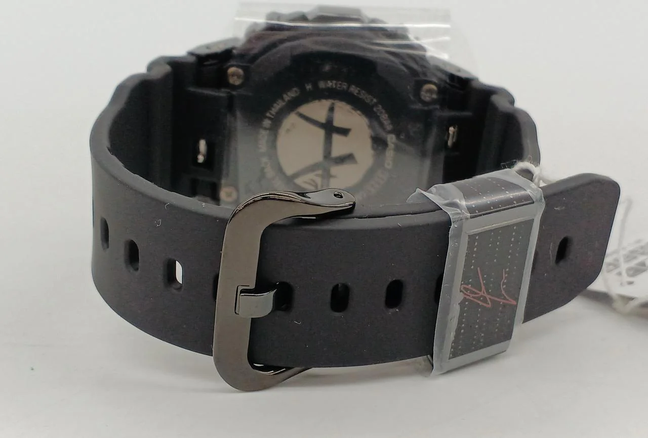 CASIO G-SHOCK GM-5600RH - Image 7