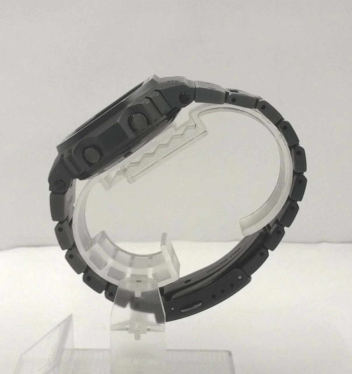 CASIO G-SHOCK GMW-B5000 - Image 3