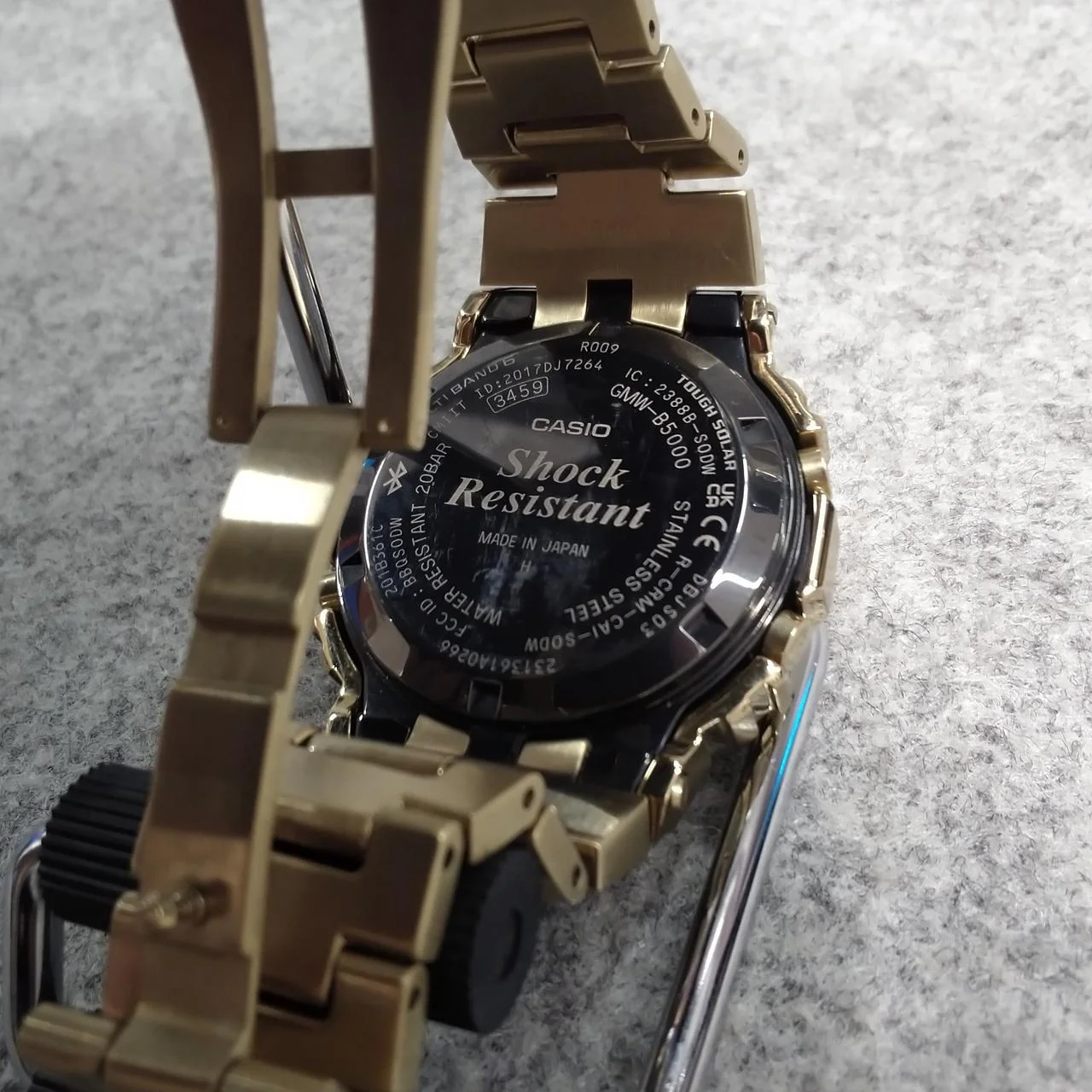 CASIO G-SHOCK GMW-B5000GD-9JF - Image 3