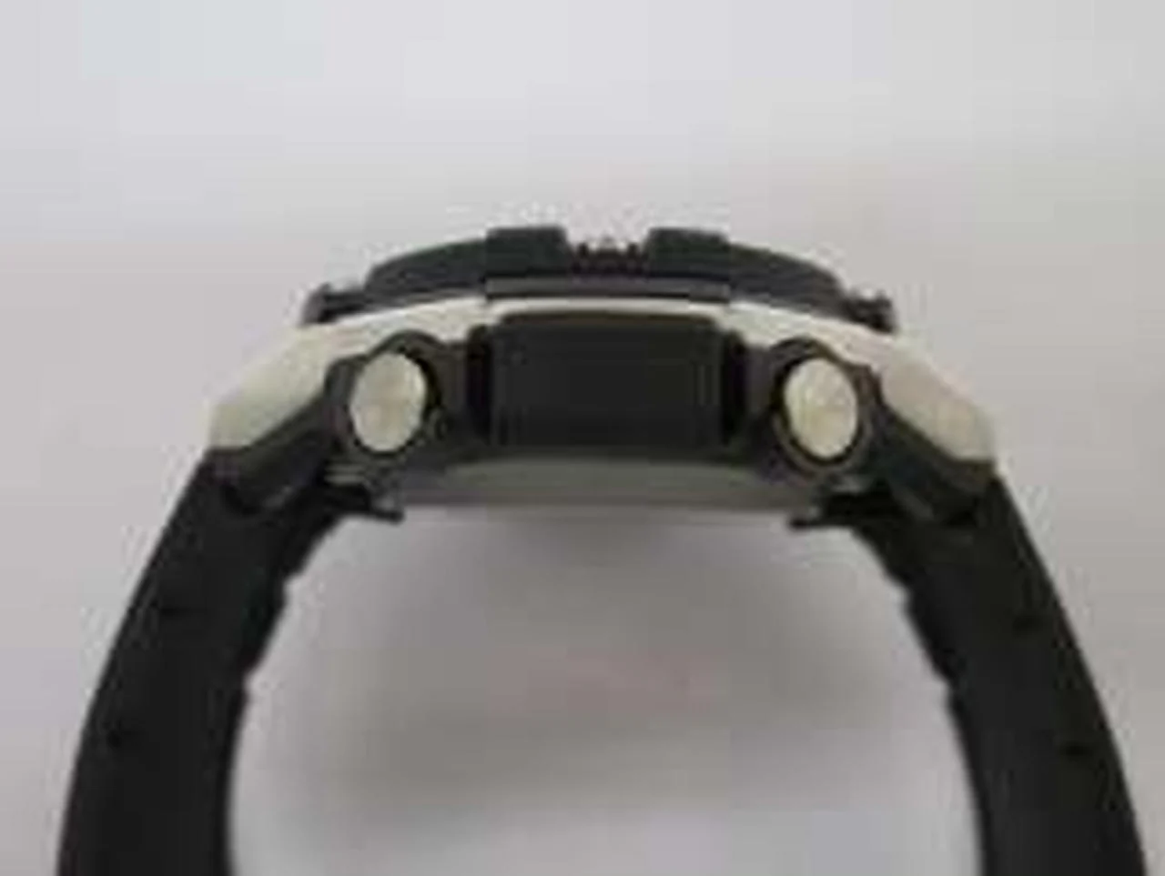 CASIO G-SHOCK GST-B300-1ADR - Image 8