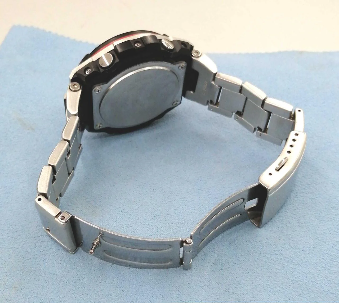 CASIO G-SHOCK GST-W1000 - Image 6
