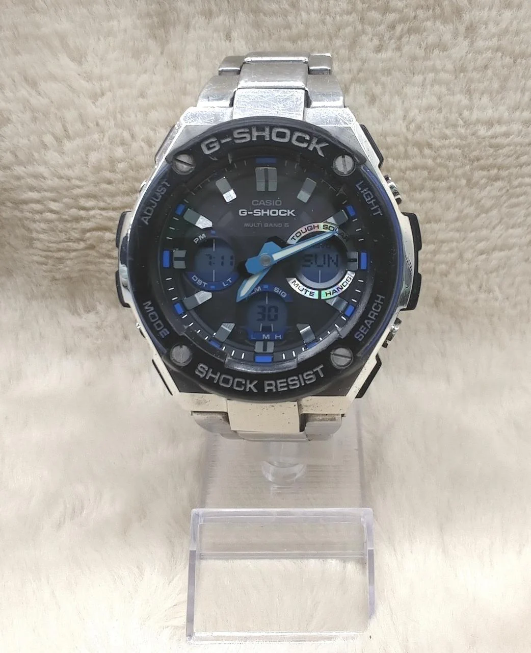 CASIO G-SHOCK GST-W100D