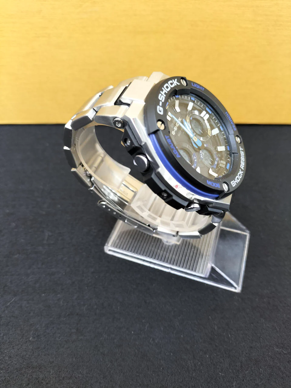CASIO G-SHOCK GST-W100D-1A2JF - Image 3