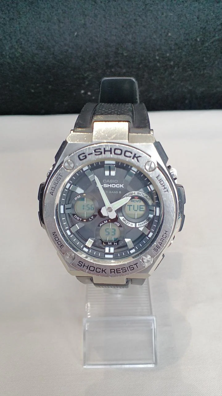 CASIO G-SHOCK GST-W110