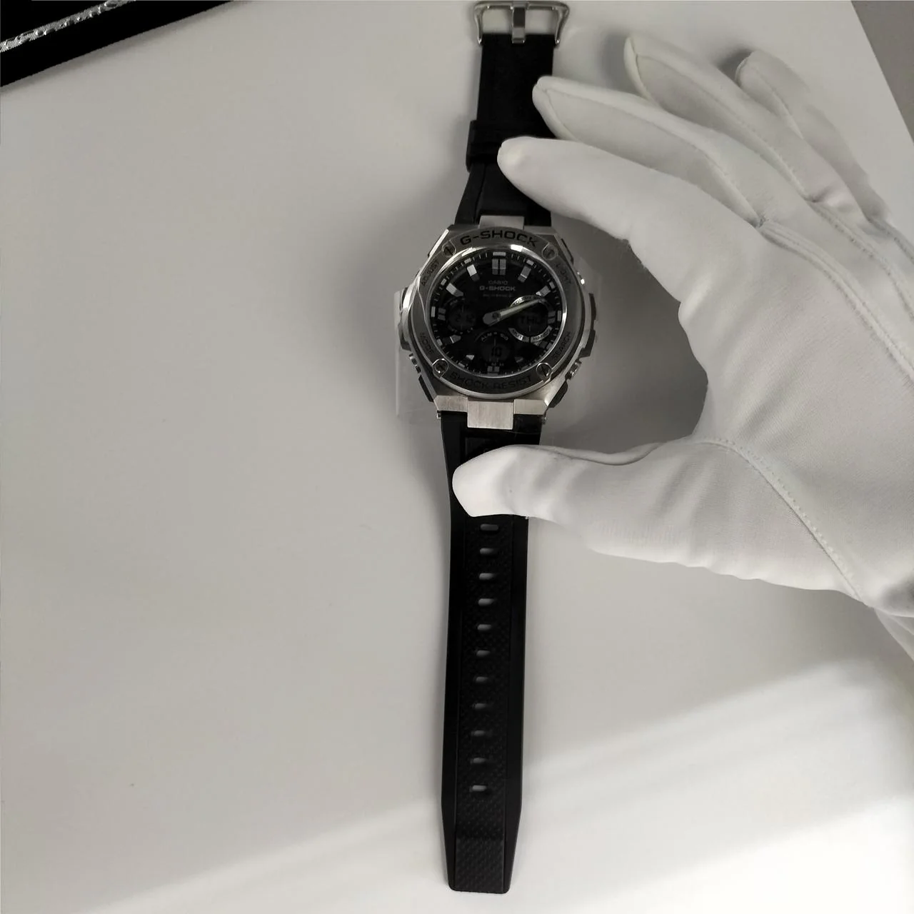 CASIO G-SHOCK GST-W110 - Image 4