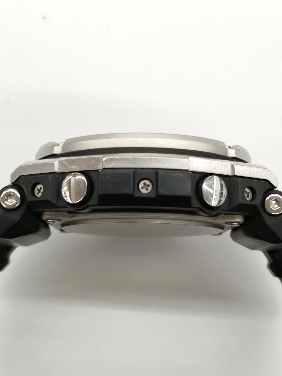 CASIO G-SHOCK GST-W110 - Image 12