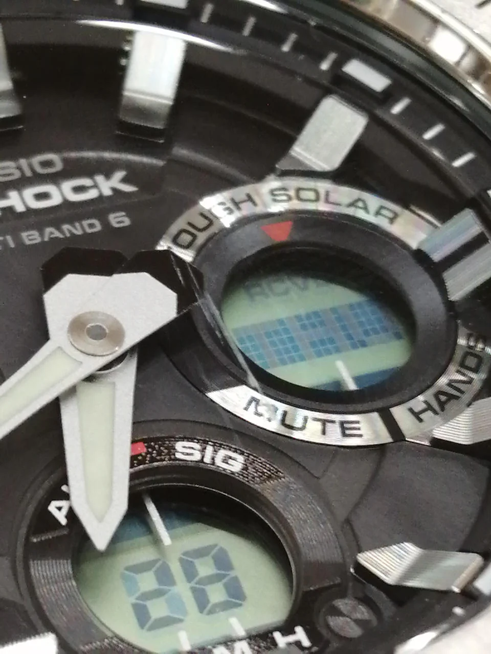 CASIO G-SHOCK GST-W110 - Image 14